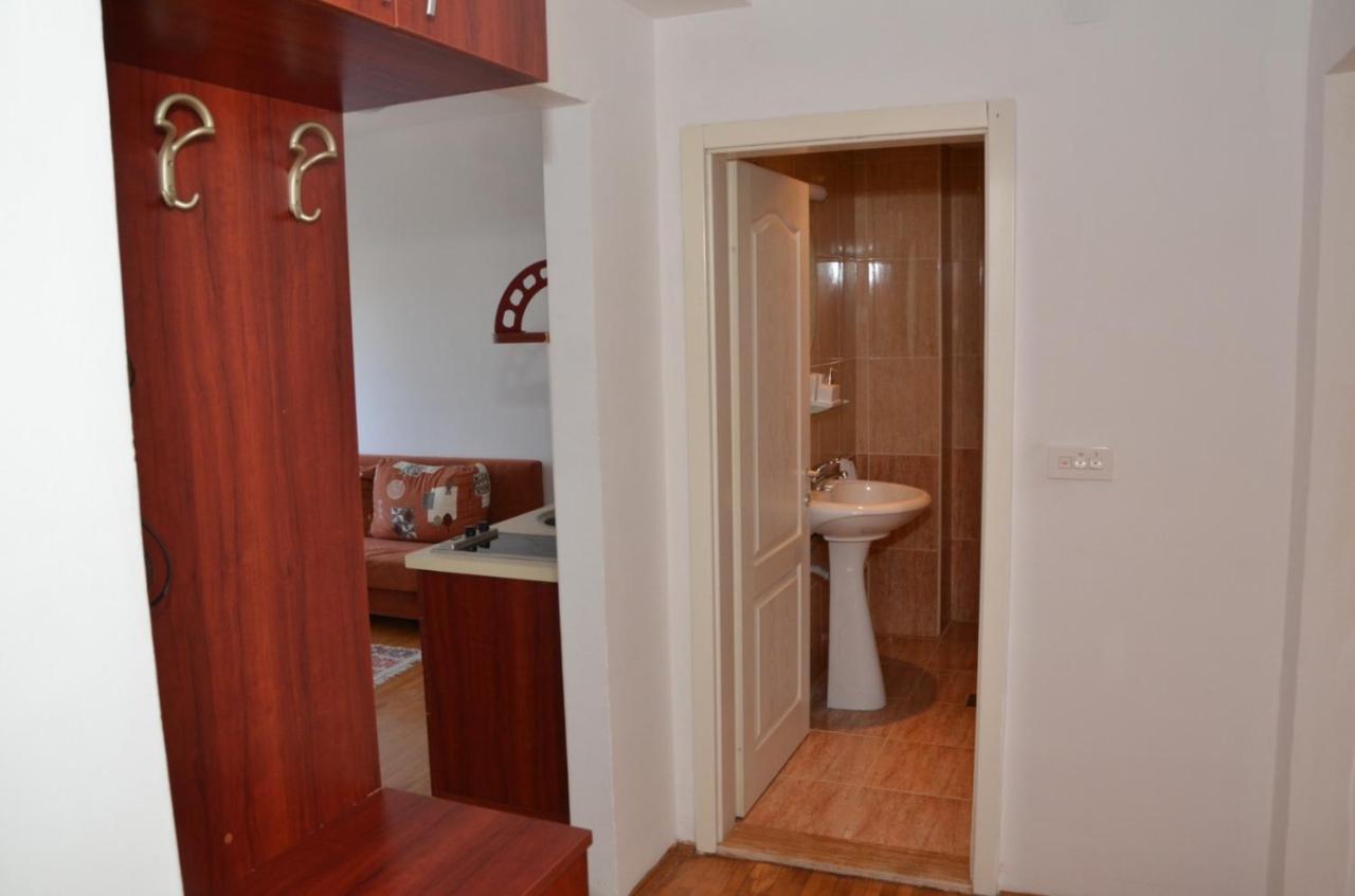Vila Delfin Охрид Екстериор снимка