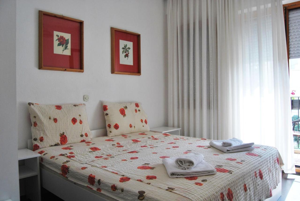 Vila Delfin Охрид Екстериор снимка